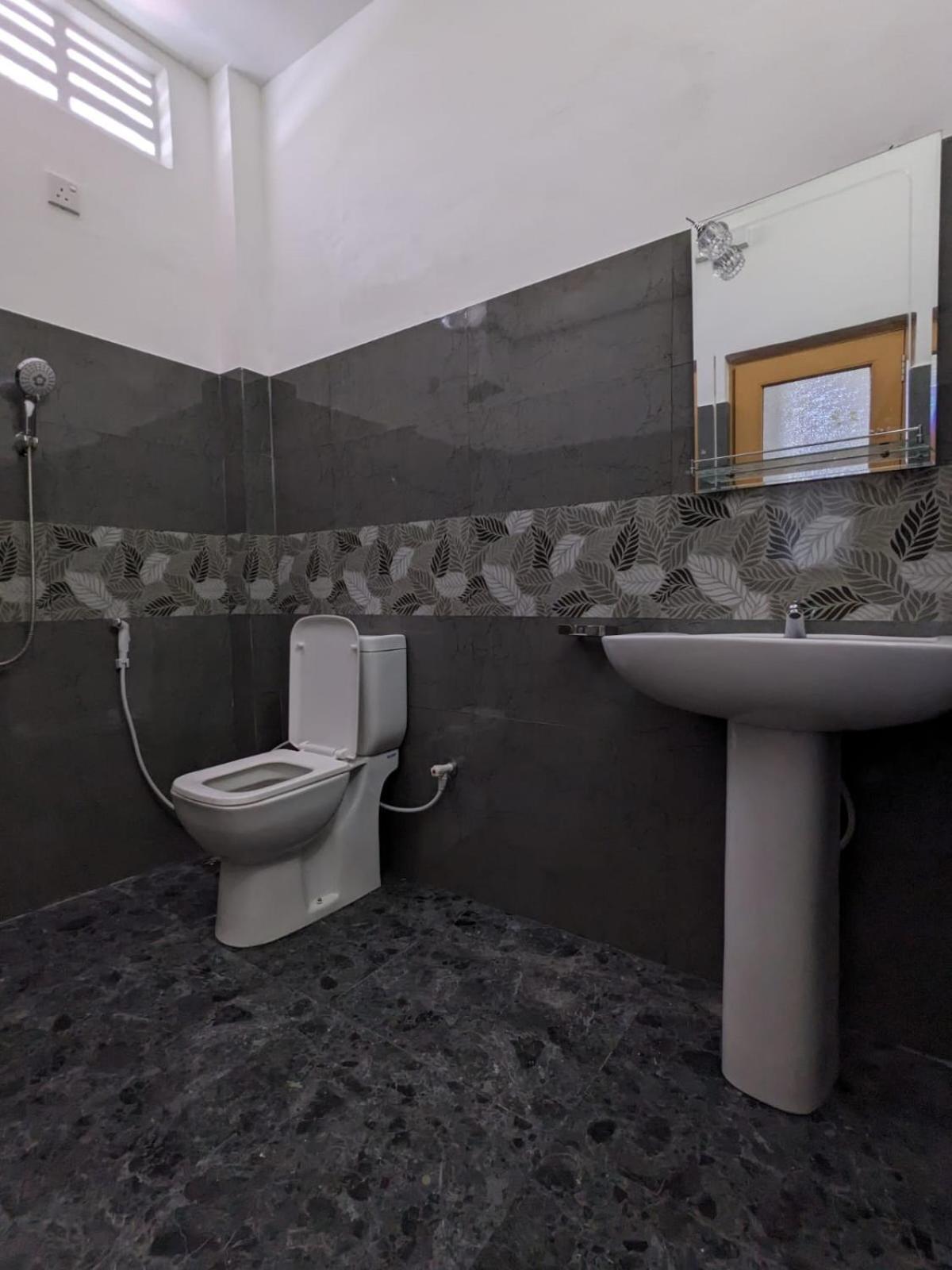 Mirewon Guest Hotell Weligama Exteriör bild